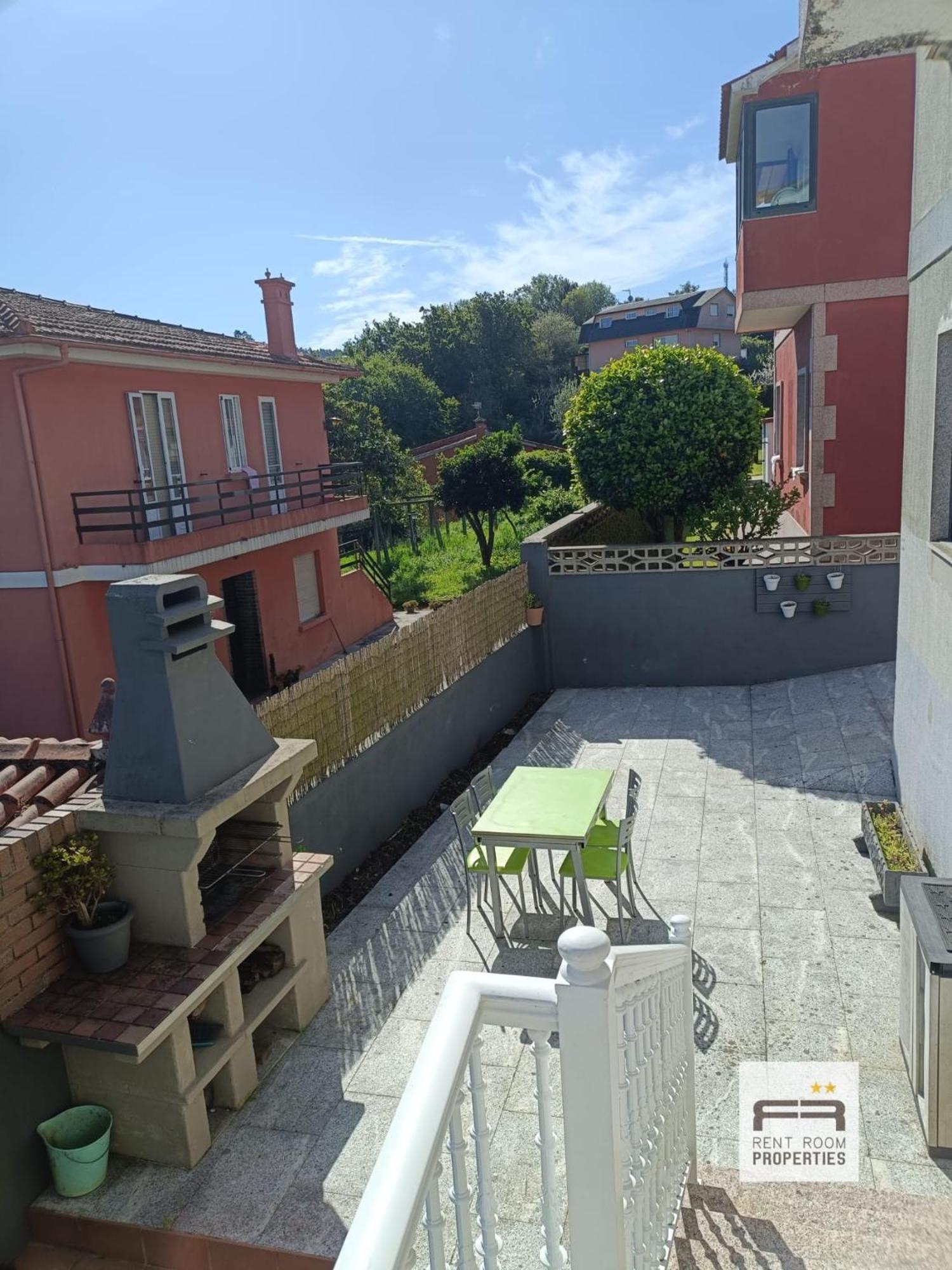 Holiday home Amplia Casa De 9 Hab, Cabral. *